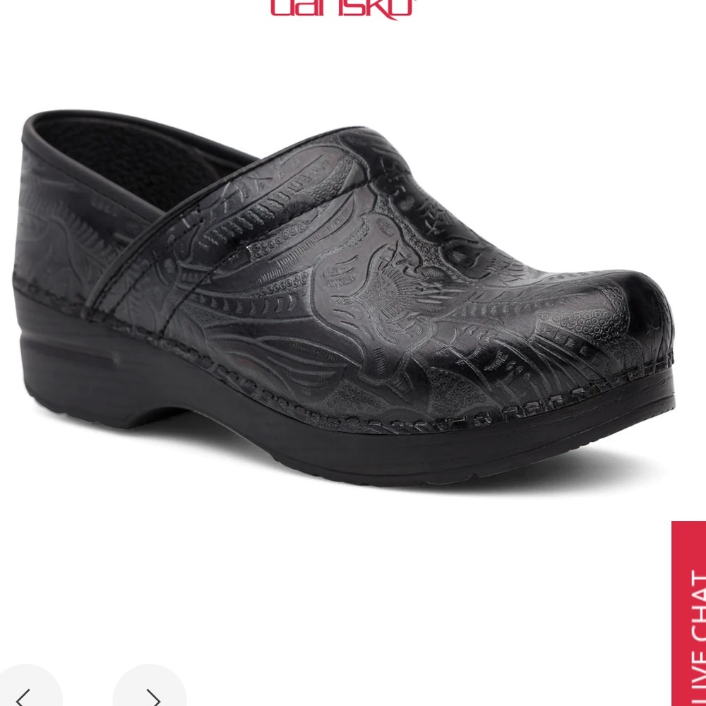 Dansko Black Professional Clogs Size 8
It’s more of size 8 in US or 38 in EUR